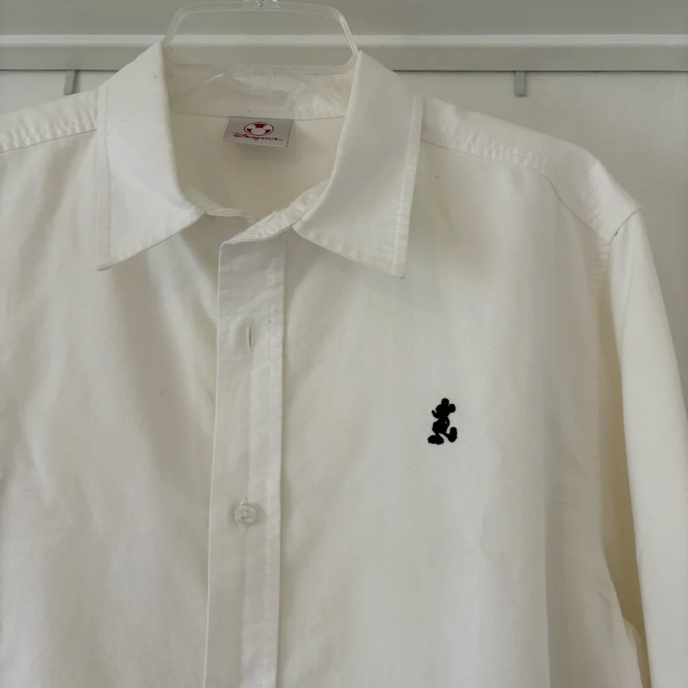 Vintage Disney Store Mickey Chest Logo Long Sleeve Button Down White Cotton Flaw